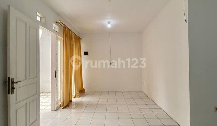 Beautiful 1.5-Story House Strategically Located in Pondok Indah
