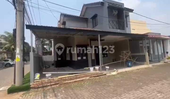 Di Jual Rumah Di Depok Dalam Komplek 2Mobil / LT93/KT3/KM2/10.25