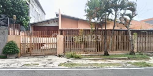 Rumah dan Gudang Siap Huni Strategis Di Semarang Barat A4786