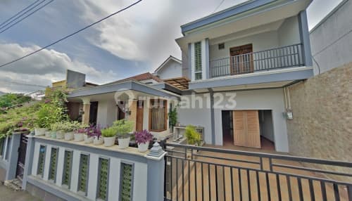 Rumah Satu Setengah Lantai Siap Huni di Candisari A5258
