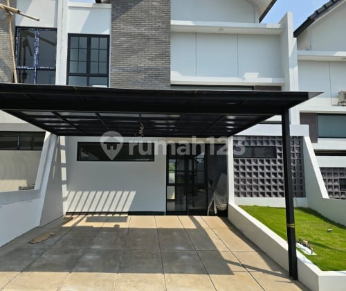 Rumah Dua Lantai Bagus Siap Huni di Bsb Mijen A5282