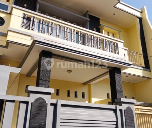 Rumah Dua Lantai Bagus Di Pedurungan A4799