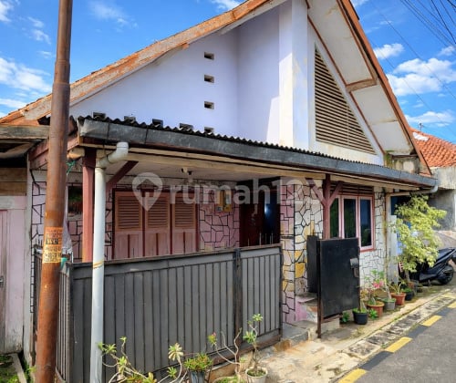 Strategic Ready-to-Occupy House in Patukangan Kendal A5157