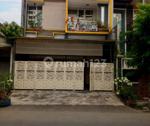 Strategic Good Two-Story Shop House in South Semarang A5374