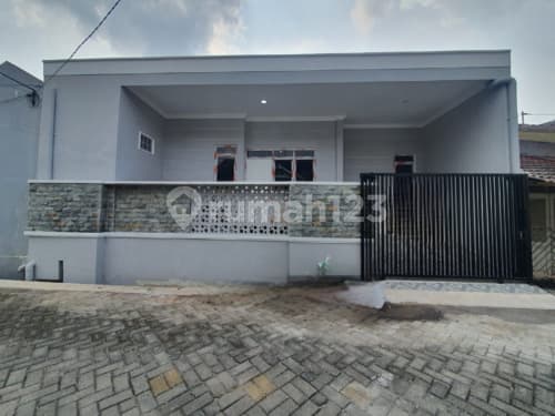 Rumah Siap Huni Bagus di Semarang Utara A5182