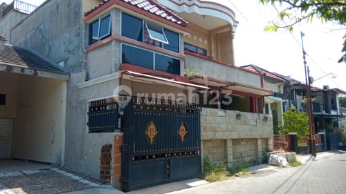 Rumah Tiga Lantai Siap Huni Di Pedurungan A4884