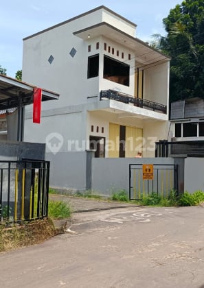 Rumah dan Ruko Murah Dua Lantai Siap Huni Di Boja Kendal A5050