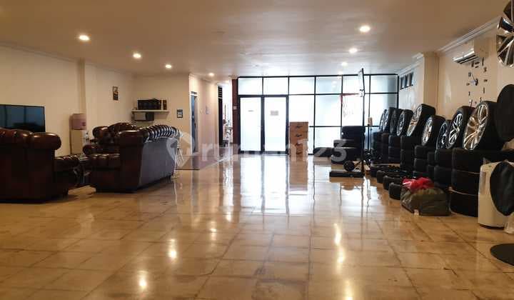 Ruang-Usaha di Fatmawati