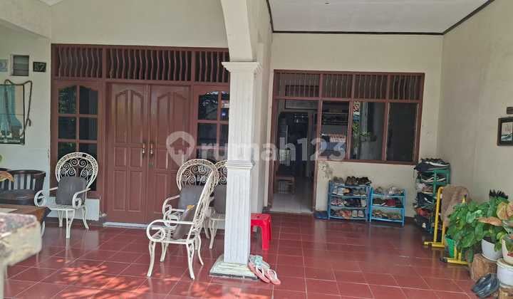 House, in Cempaka Putih. For sale.