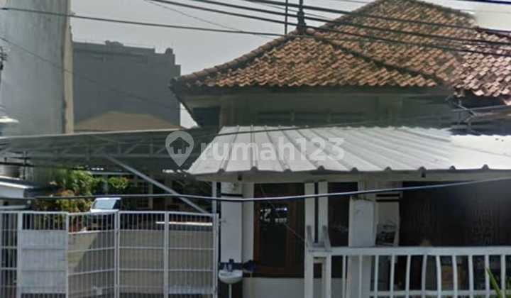 Rumah di Pasar Baru Jual Cepat