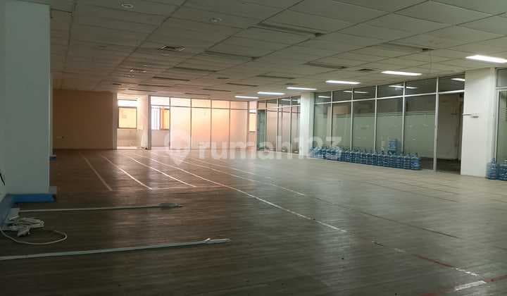 Di Menteng.digedung..Sewakan