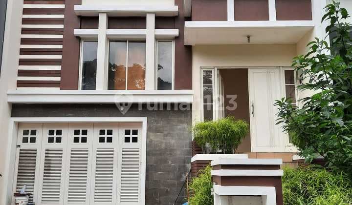 Rumah, di Pantai Indah Kapuk,