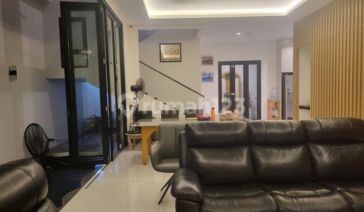 Rumah 2 Lantai Kemayoran Jual Bu Jln Utama