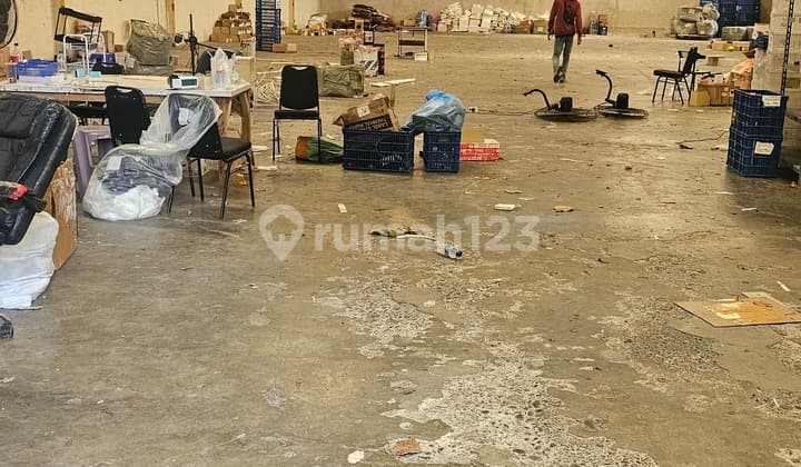Warehouse in Sunter..Ready