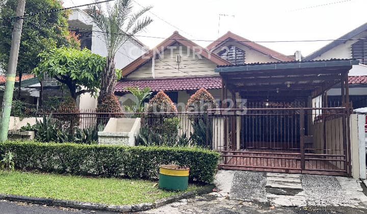 Dijual Rumah Murah Strategis di Bintaro Sektor 2 Dekat Stasiun