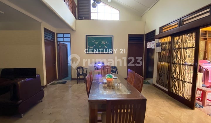 Dijual Rumah Bagus Strategis Di Bintaro Sektor 1 dekat ke tol