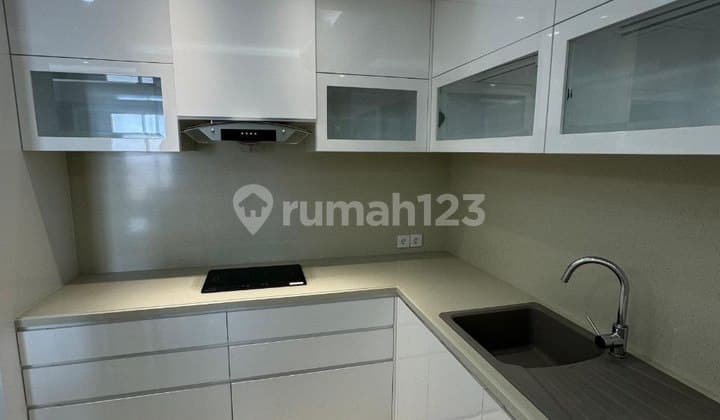 For Sale / For Rent Apartment The Peak Residence 38th Floor Fully Furnished