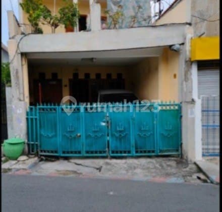 Dijual Rumah Raya Pakis