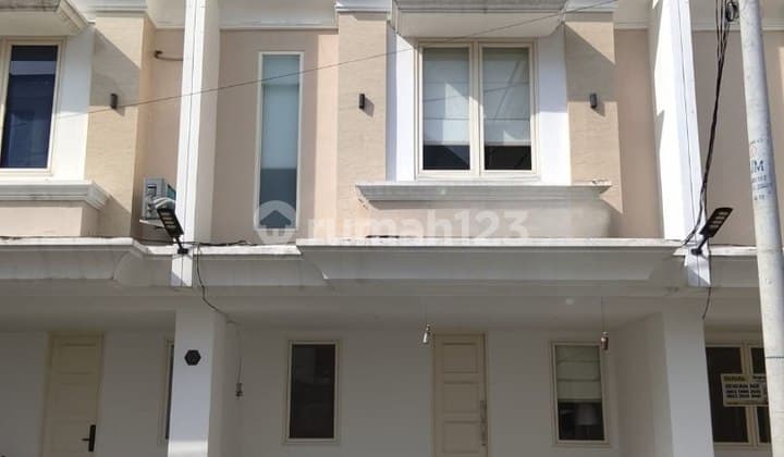 Dijual Rumah Dharmahusada Indah Barat