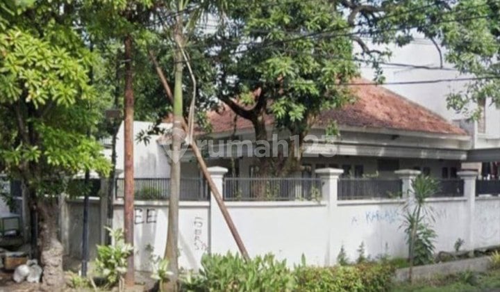FOR RENT HOUSE ON AMBENGAN STREET - HOOK - SPACIOUS PARKING