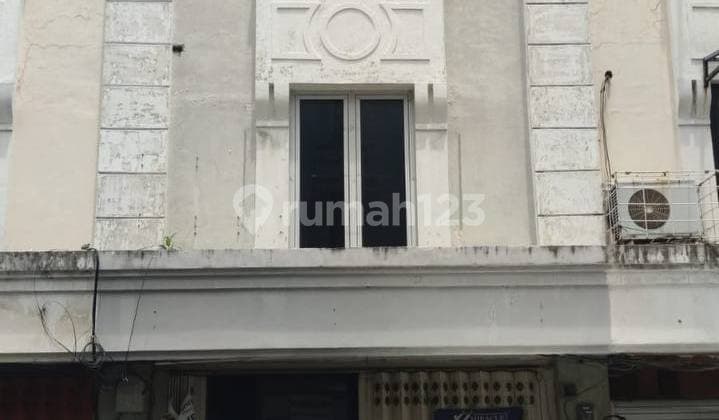 For Rent Shop House on Kombes Pol. M Duryat Street
