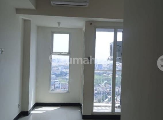 For Quick Sale: Amor Pakuwon City Apartment, 25th Floor, Unfurnished