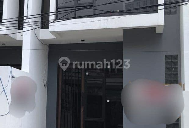 DIJUAL RUMAH SEMAMPIR TENGAH - BARU GRESS