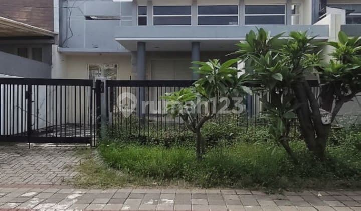 Disewakan Rumah Pantai Mentari