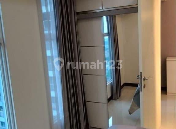 Disewakan Apartemen Amor Pakuwon City Mall Lantai 12 - Full Furnished - Corner - Baru Gress