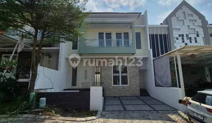 DIJUAL RUMAH ROYAL RESIDENCE CLUSTER ST JAMES