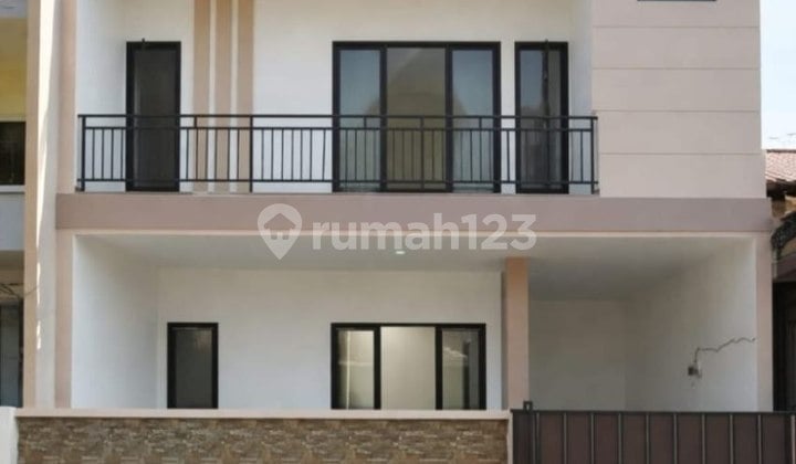 For Sale: Jambu Pondok Candra House