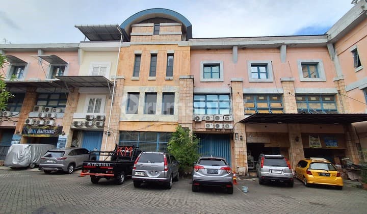 Ruko Tidar Mas. Pusat Kota. Siap Pakai.