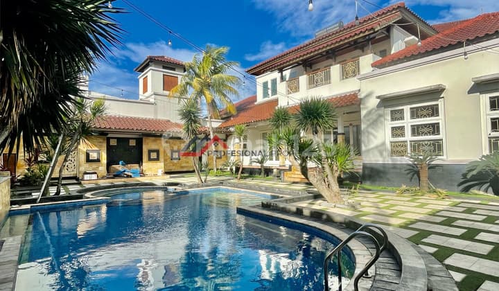 Luxury House Modern Classic in Jagakarsa Jakarta Selatan