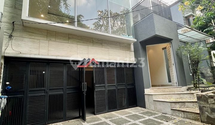 Rumah Siap Huni Dengan Private Pool di Cipete, Jaksel