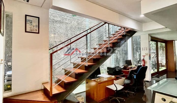 Rumah Minimalis Modern Dalam Cluster Premium Cipete