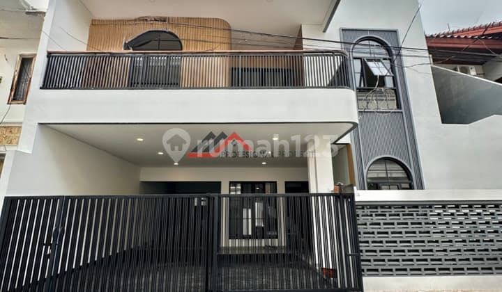Rumah Baru Modern Minimalis Dalam Komplek
