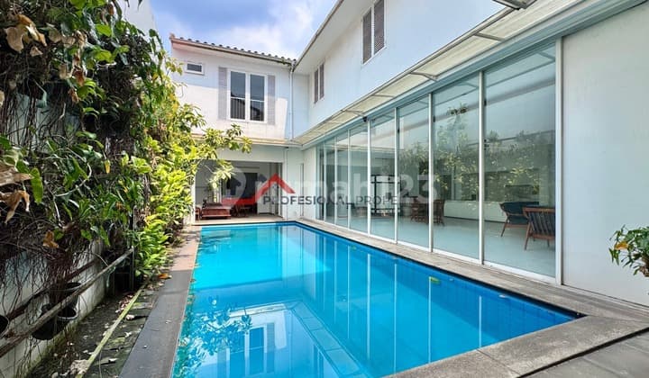Rumah Cantik Dalam Komplek Vila Cinere Mas