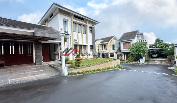 Rumah Siap Huni Dalam Komplek Dekat MRT Fatmawati