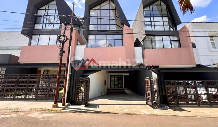 Brand New House Minimalis With Private Pool di Kemang