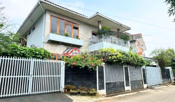 Rumah Bagus Lingkungan Asri Area Mampang Prapatan Jakarta Selatan