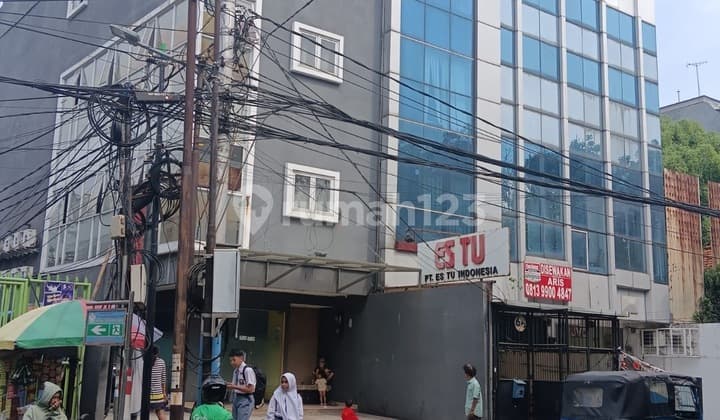 Ruko di Lokasi Sangat Bagus dan Banyak di Cari, Jalan Utama Cideng Timur Harus Segera Terjual