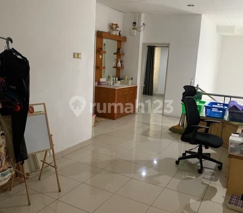house on Permata Buana main road, ready to occupy flood-free