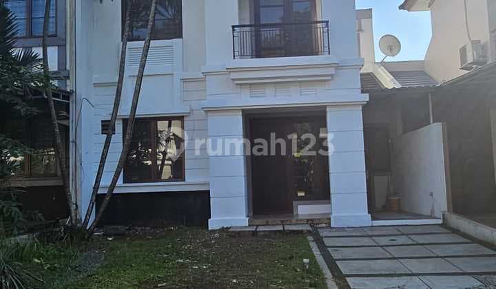 Ready-to-Occupy House in Delatinos BSD Near Rawabuntu Station