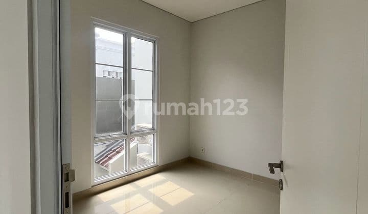 Rumah Siap Huni di Granada Menaggio Gading Serpong Dekat Ruko Pisa Grande dan Mal Sms Serpong