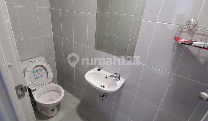 Rumah Semi Furnish di Martinez Dekat Mal Sms Serpong