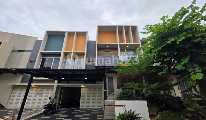 Rumah Furnish Siap Huni di Mozart Dekat Mal Sms Serpong