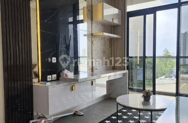 Apartemen Ciputra World The Vertu Connect Mall Dekat Mayjen Sungkono, Dekat Kampus