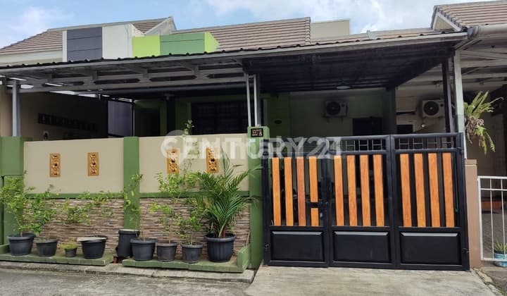 Rumah Cantik Di Perumahan Bukit Golf Cibubur Riverside