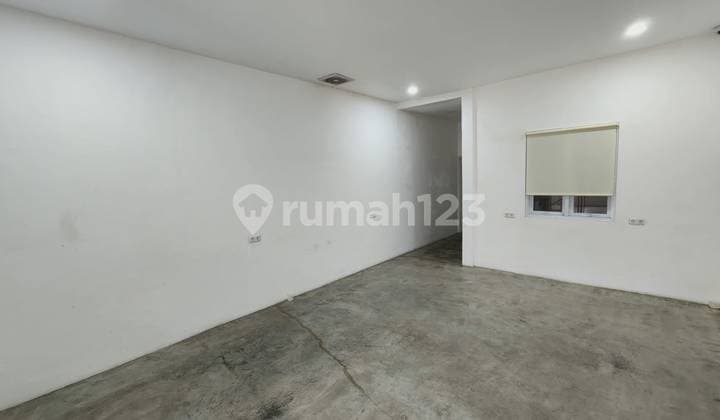 For Sale: Muara Karang Block 9 House, North Jakarta