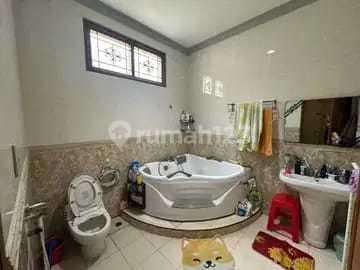 Dijual Rumah Mewah Hoek 3 Lantai di Tamanpermata Sunter,Jakarta Utara